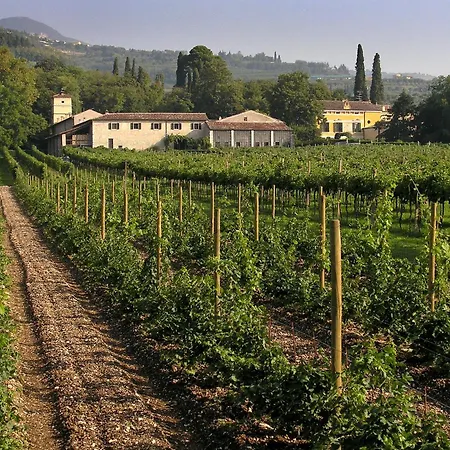 Farm stay La Foresteria Serego Alighieri *